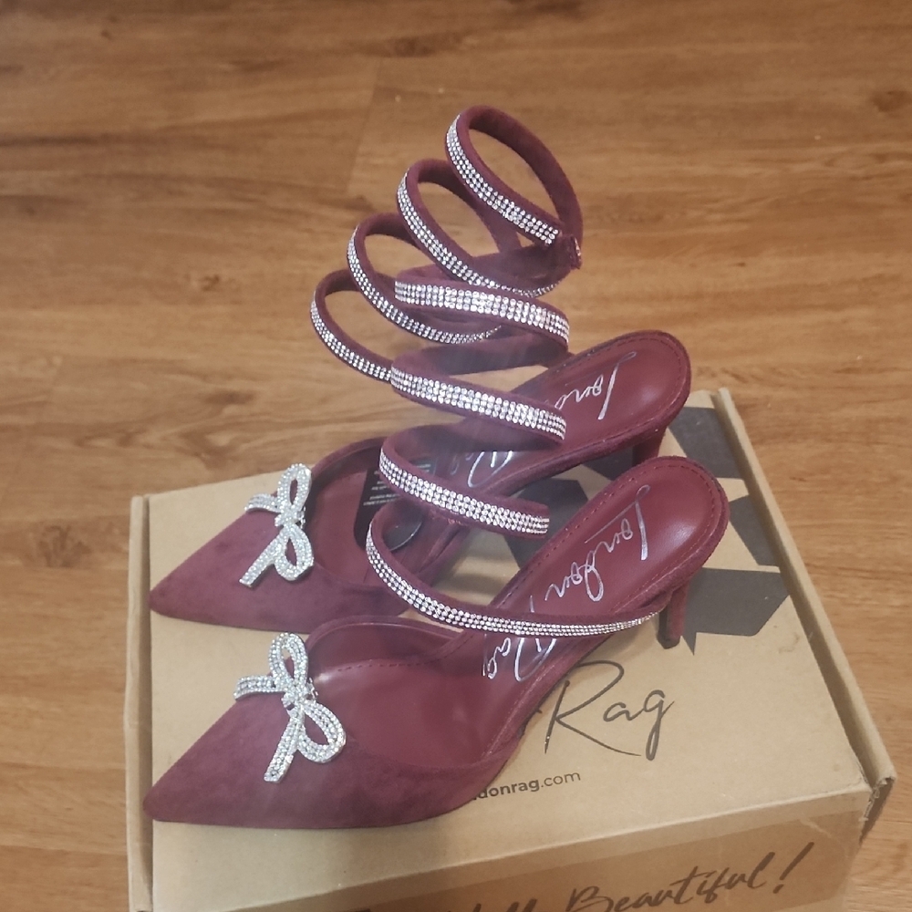 Chic Burgundy Heels with Rhinestone Bow